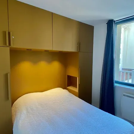 Apartment Cosy Flat Close To The Sea With Large Terrace